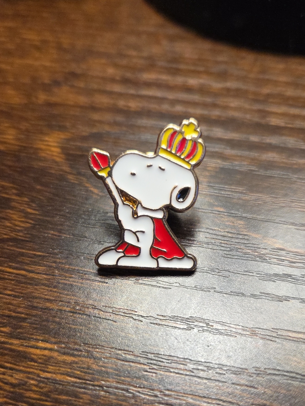 Snoopy King Enamel Pet Collar Pin - Red & Gold Accent